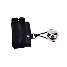 Load image into Gallery viewer, Dick Hangtime Leather Ball Stretchers
