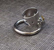 Load image into Gallery viewer, CC98 New stainless steel short chastity lock