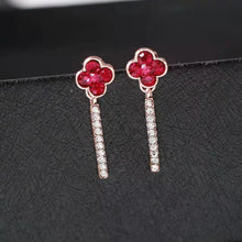 Load image into Gallery viewer, Clover Dangle Clip On Earrings