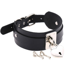 Load image into Gallery viewer, Sissy Heart Choker
