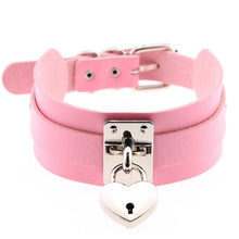 Load image into Gallery viewer, Sissy Heart Choker