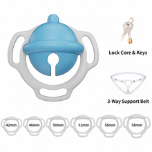 Afbeelding in Gallery-weergave laden, Bell-shaped chastity cage set showing six ring sizes 42 to 58 mm and three-way support belt
