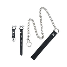 Lade das Bild in den Galerie-Viewer, Flame Cutout Stainless Steel Chastity Cage with Restraint - Leather strap and chain components
